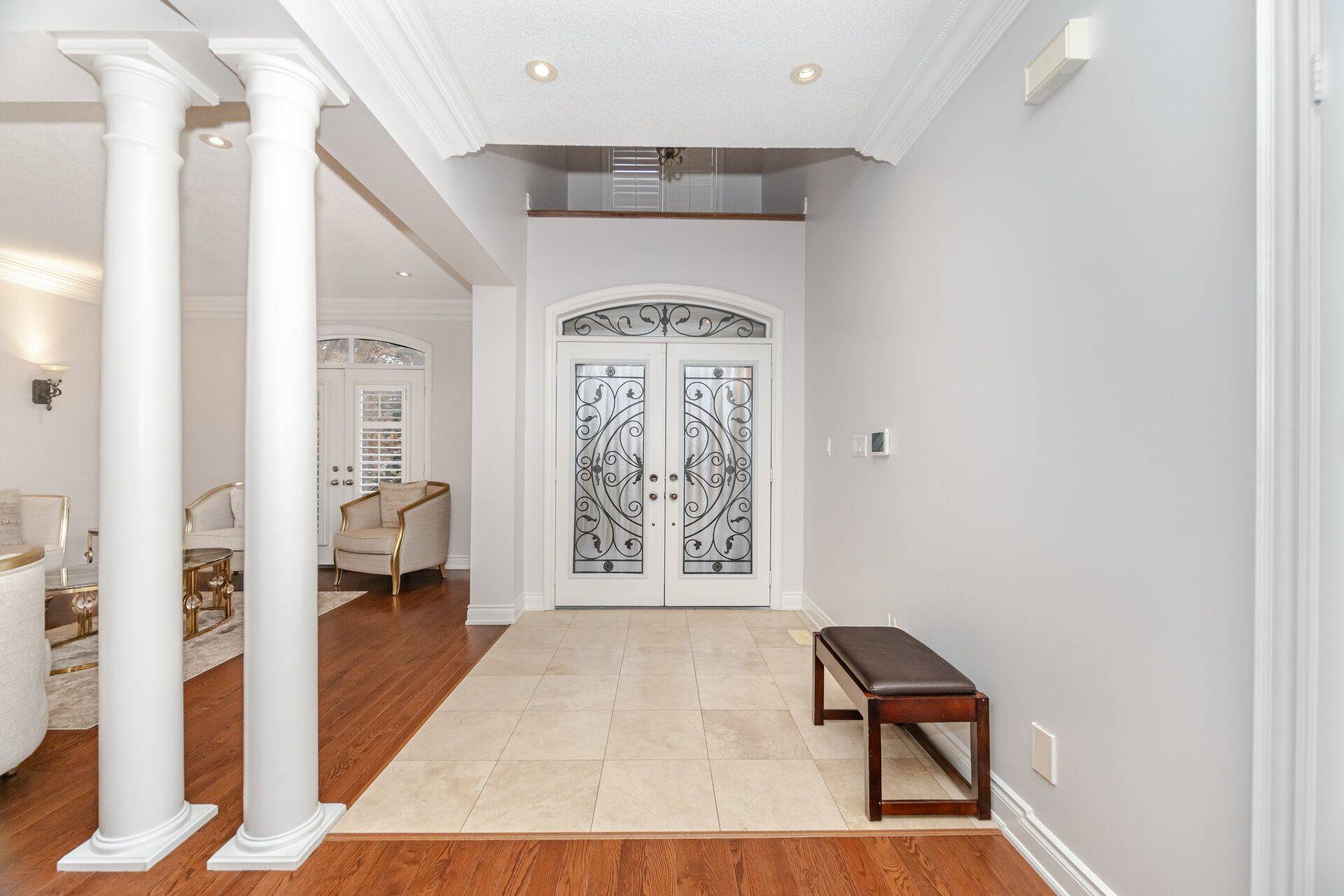 Brampton, ON L6P 1V3,9 Concorde DR