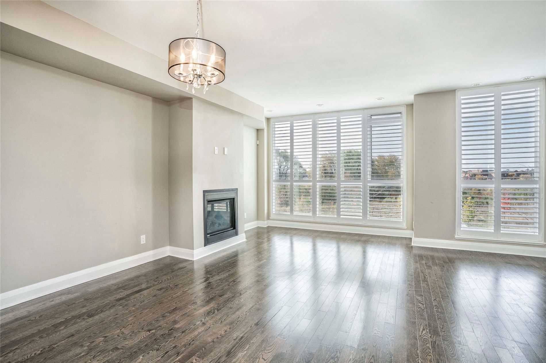 Mississauga, ON L5R 0E9,110 Little Creek RD #6