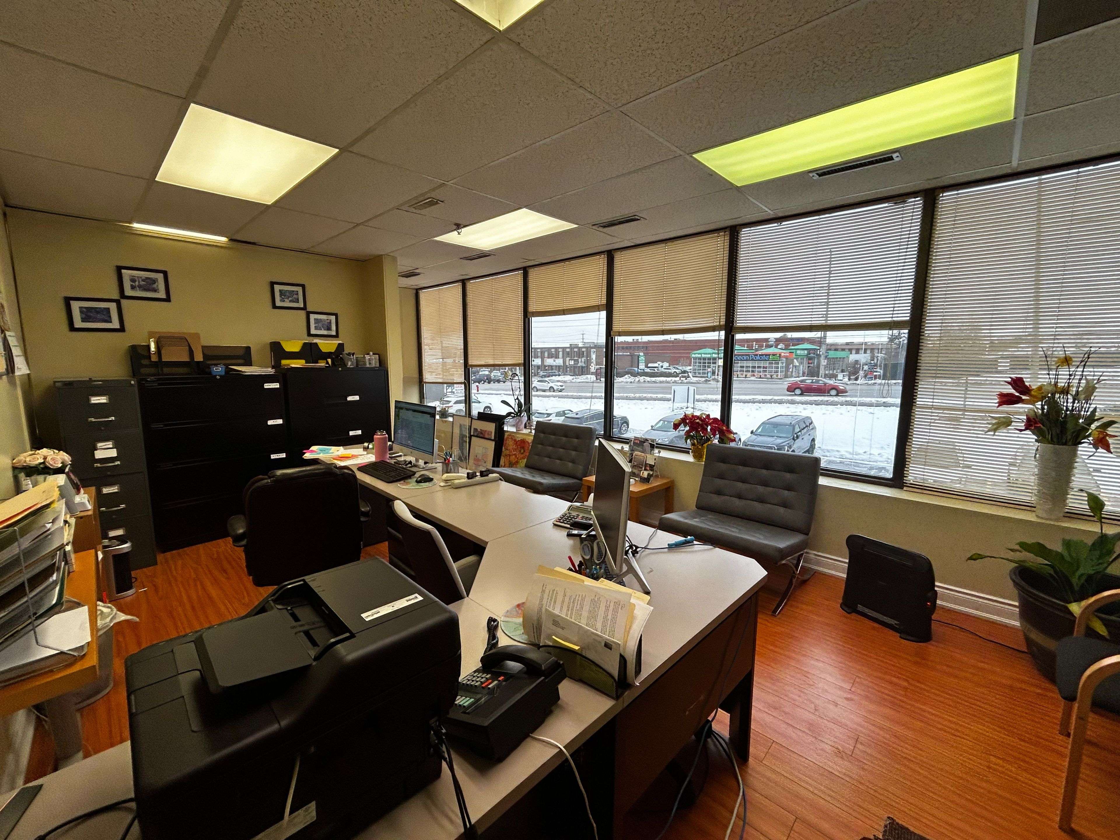 Mississauga, ON L4W 2M6,1150 Eglinton AVE E ##207