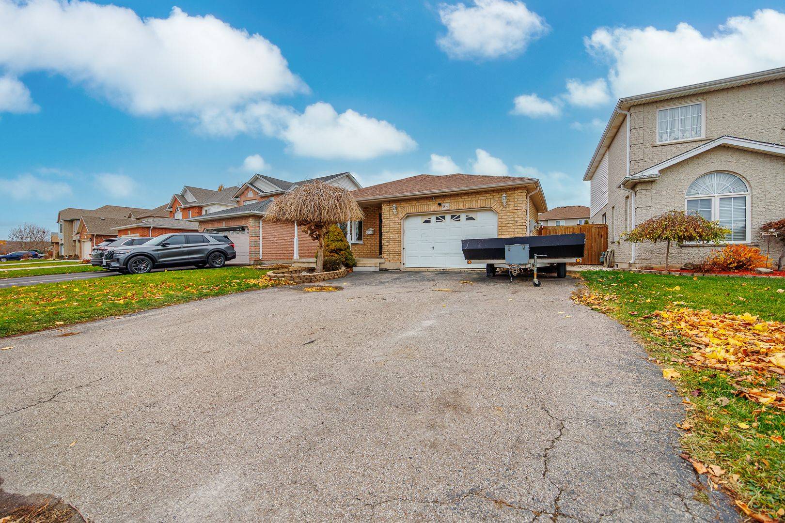 Thorold, ON L2V 5A6,84 Confederation AVE