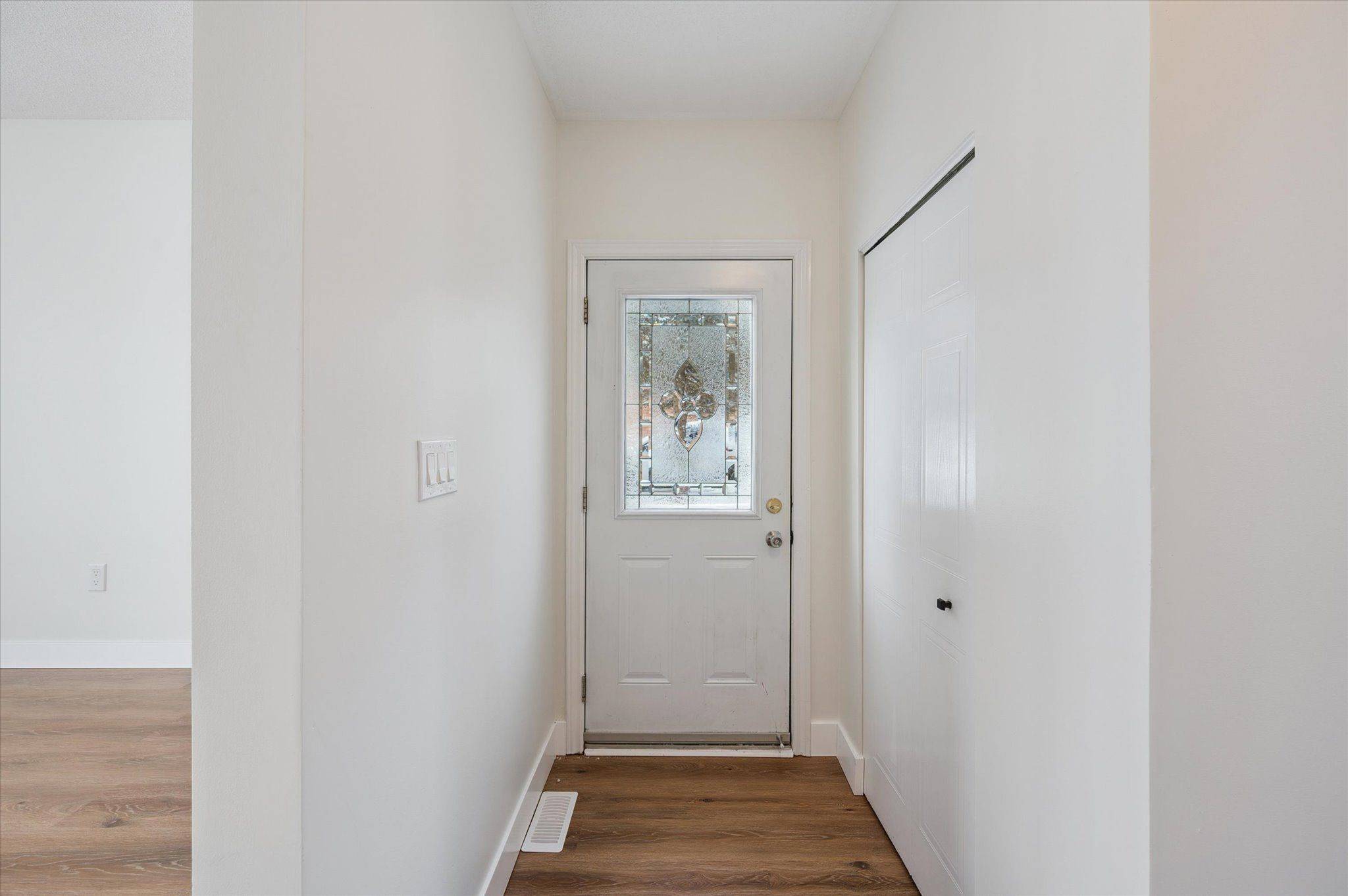 Cambridge, ON N1R 8C4,896 Elgin ST N