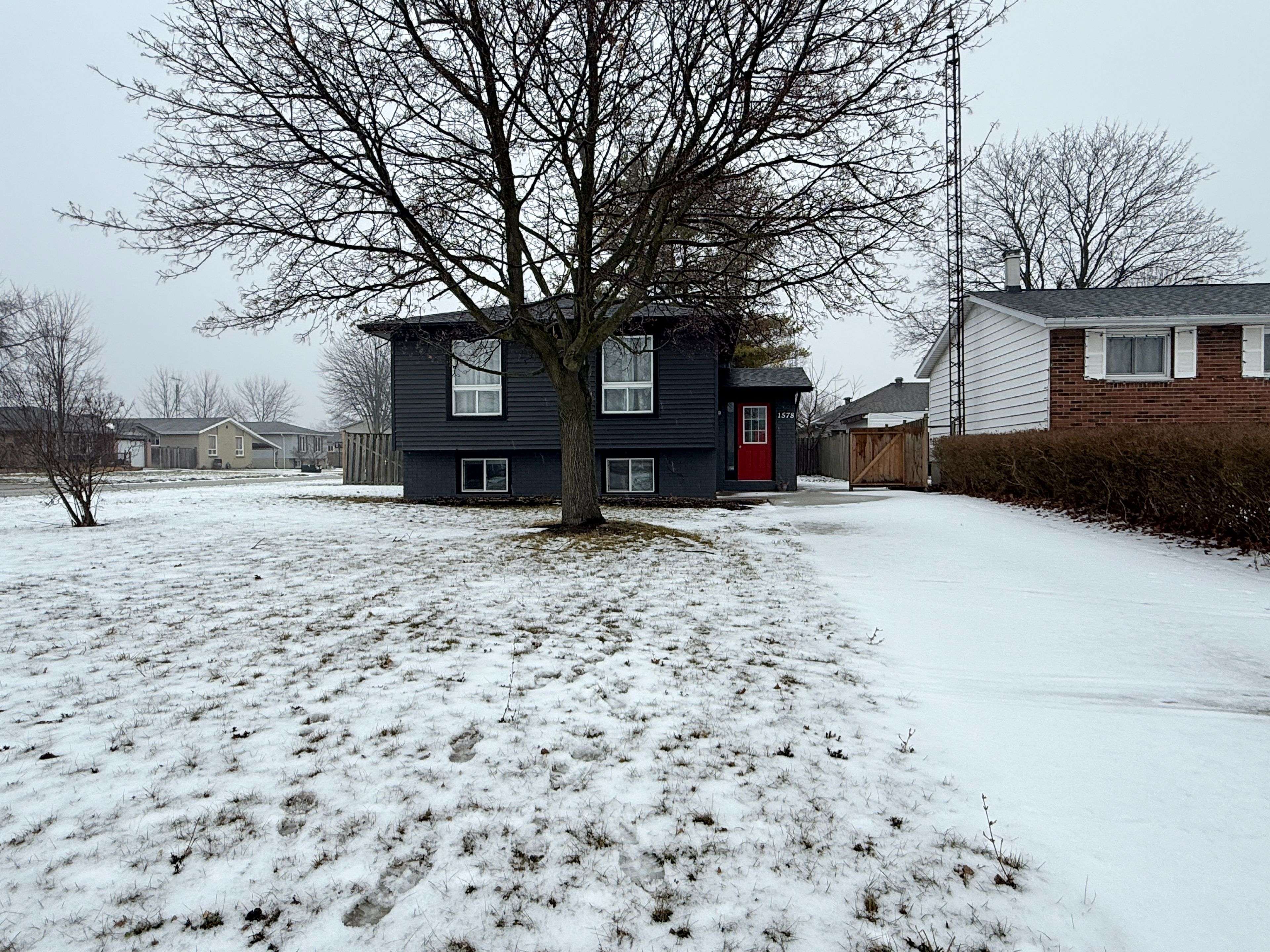 St. Clair, ON N0N 1H0,1578 Councillors ST