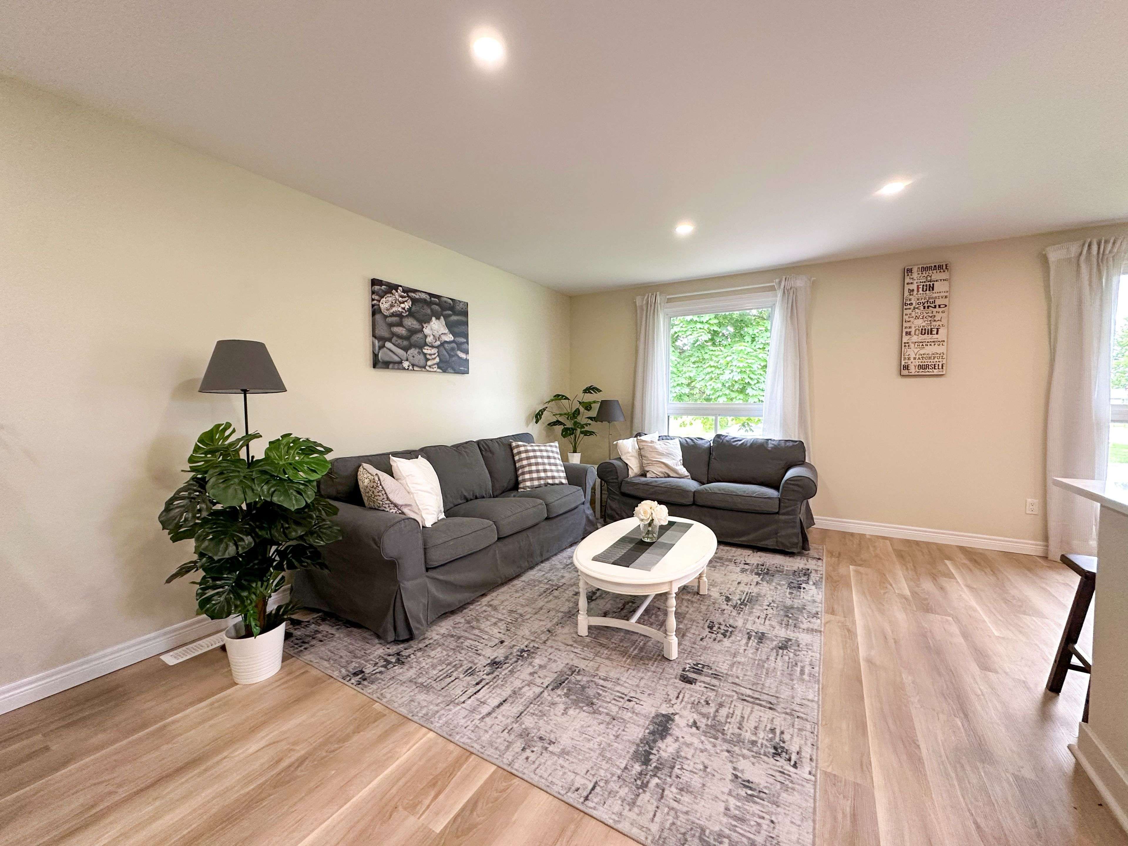 St. Clair, ON N0N 1H0,1578 Councillors ST