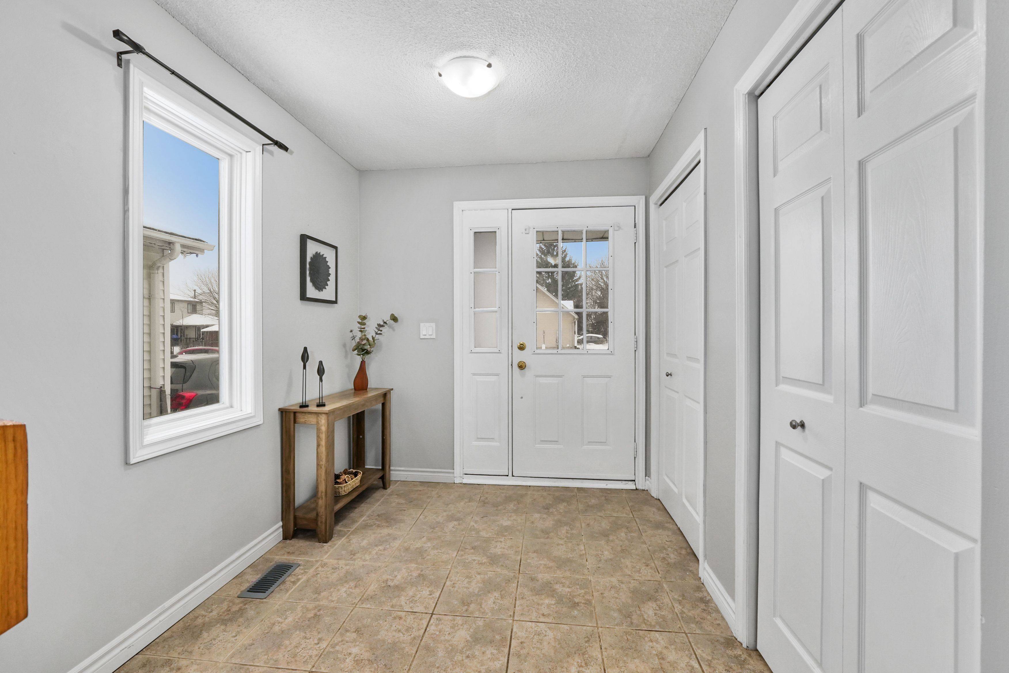 Cobourg, ON K9A 5H1,946 Fairbanks RD