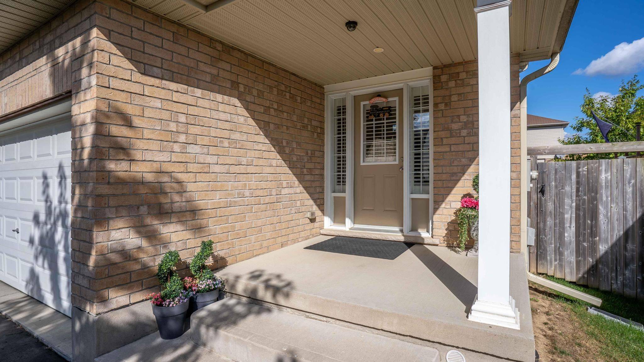 London South, ON N6M 0B3,2446 Asima DR