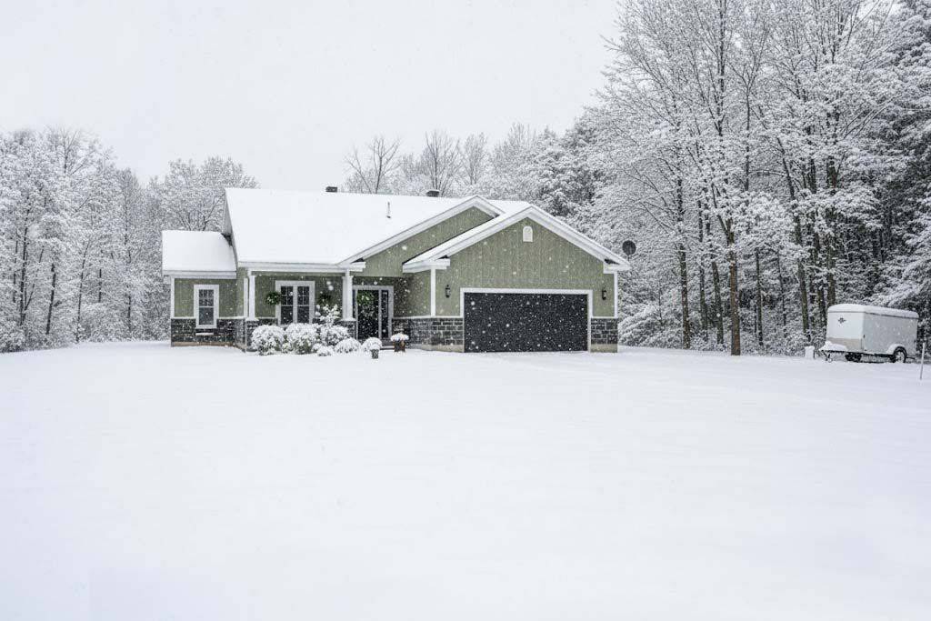 Rideau Lakes, ON K0G 1V0,4780 C Briton-Houghton Bay RD