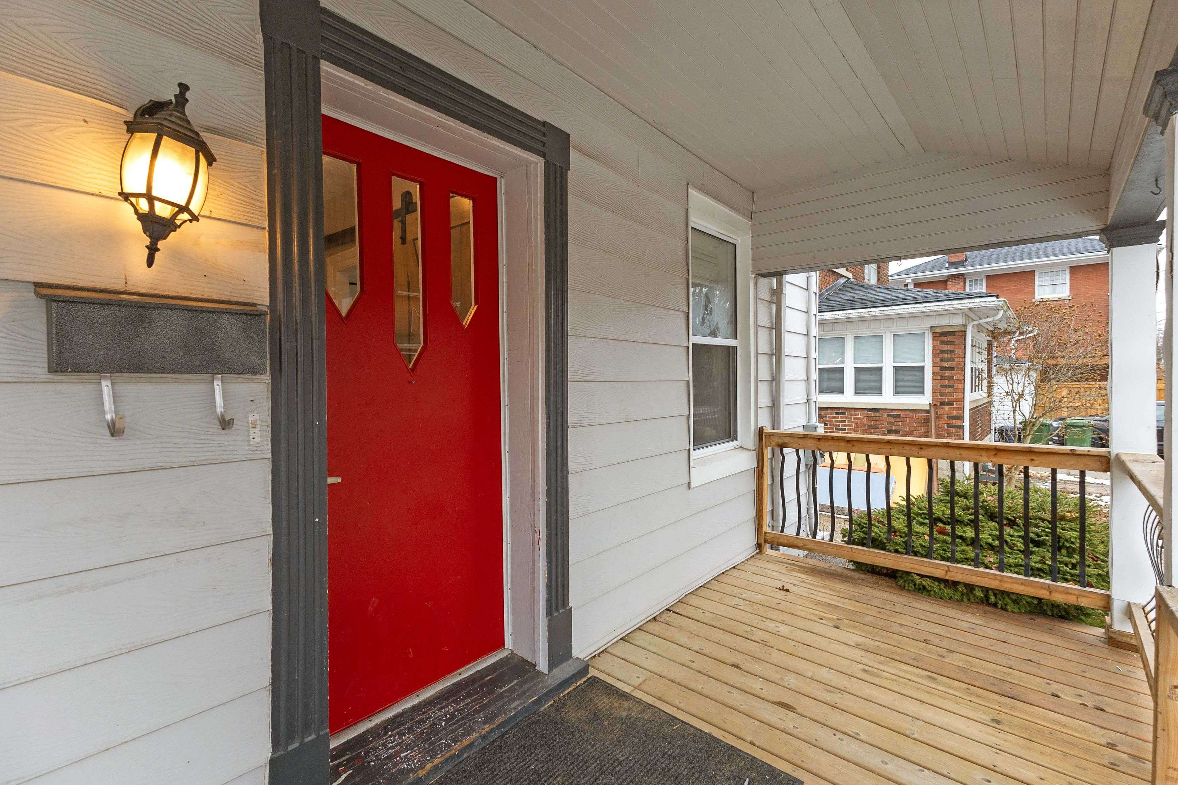 St. Thomas, ON N5R 2T6,23 Mitchell ST