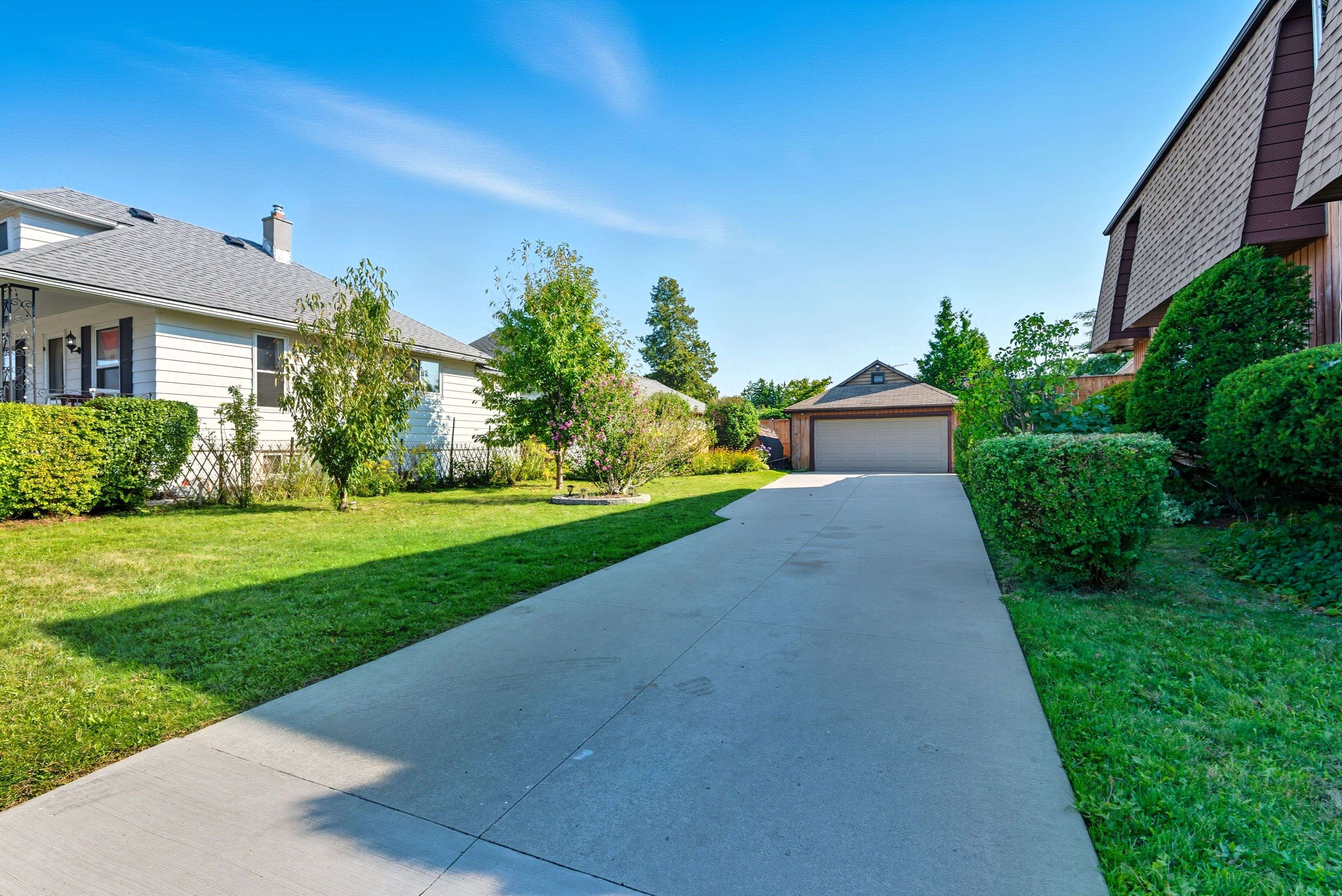 Niagara Falls, ON L2G 1G8,5904 Prospect ST