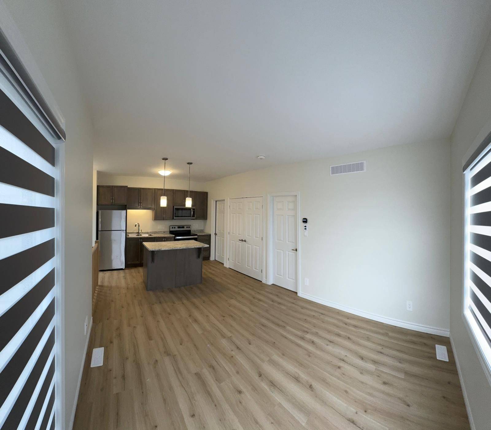 Belleville, ON K8N 0S6,64 Riverstone WAY #B