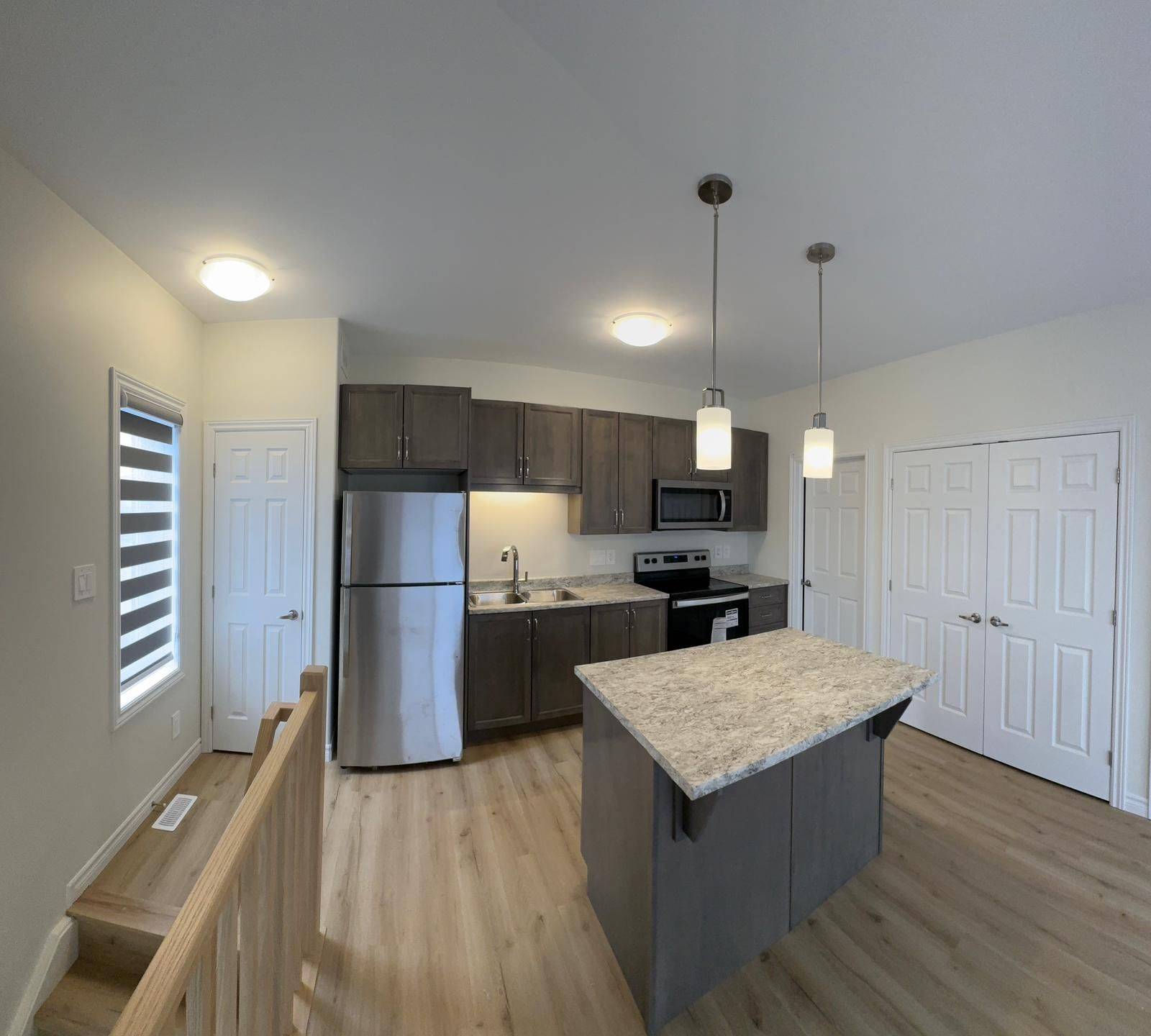 Belleville, ON K8N 0S6,64 Riverstone WAY #B