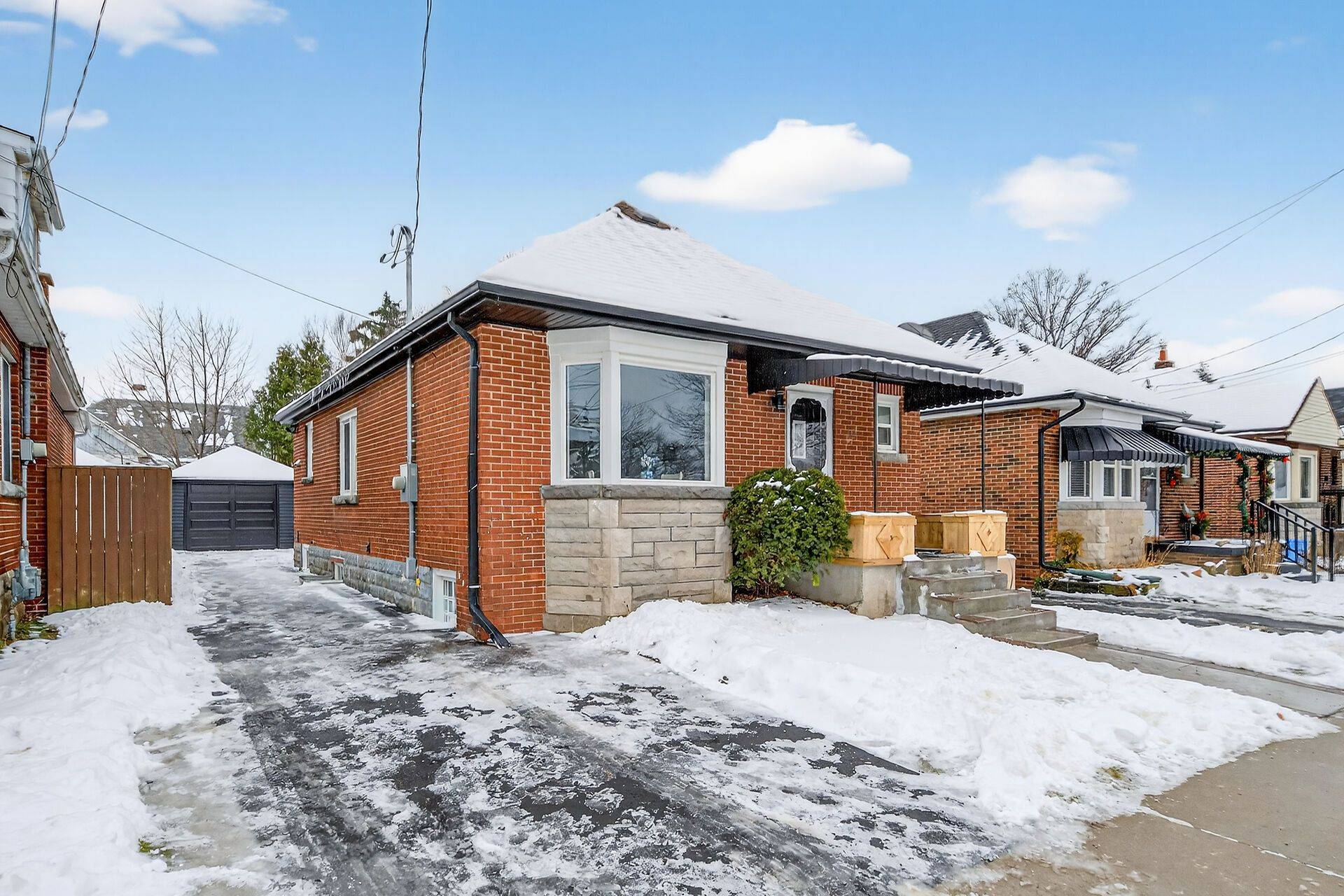 Hamilton, ON L9A 1N6,150 BRUCEDALE AVE E