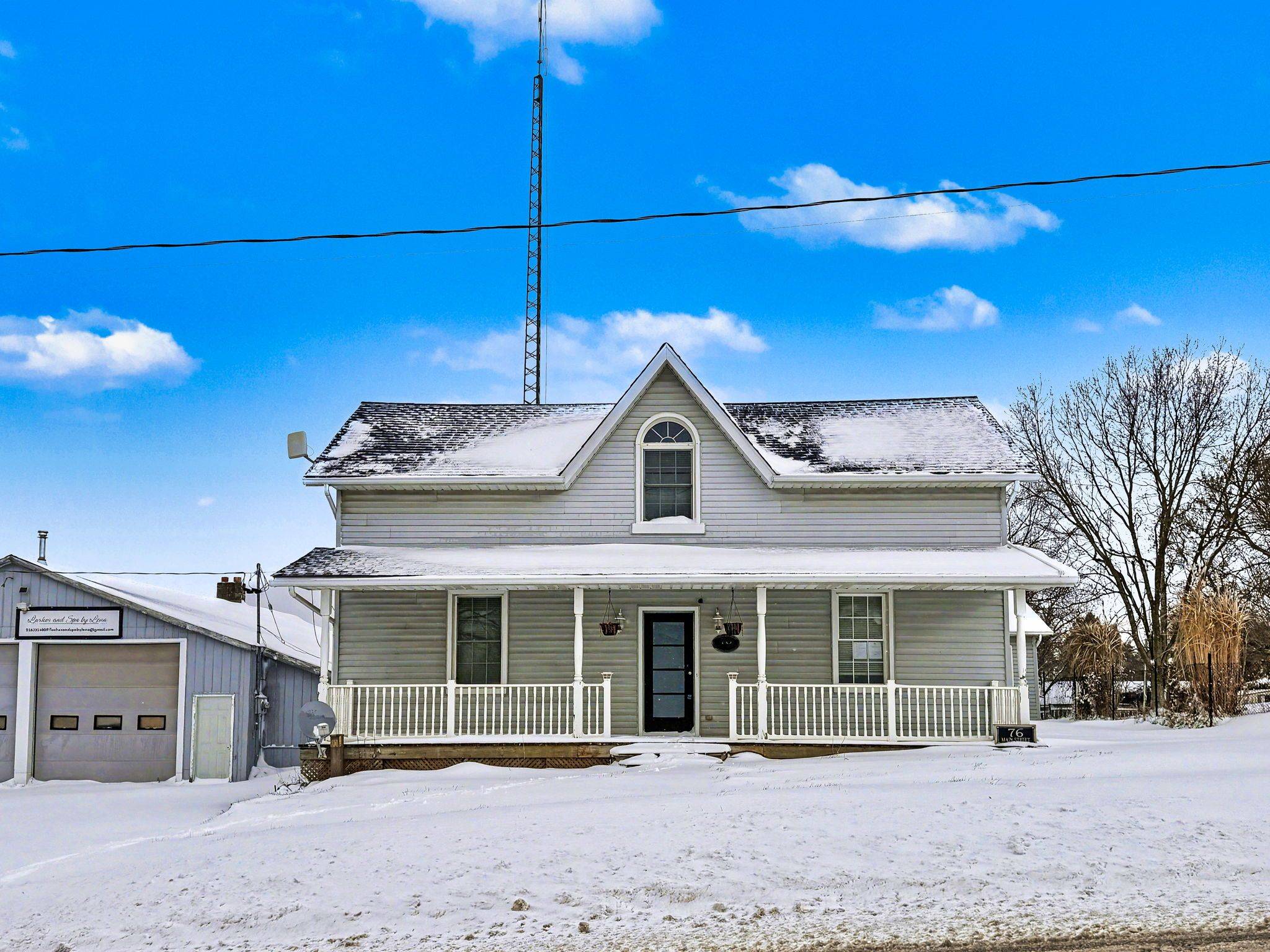 Mapleton, ON N0G 1P0,76 Main ST E