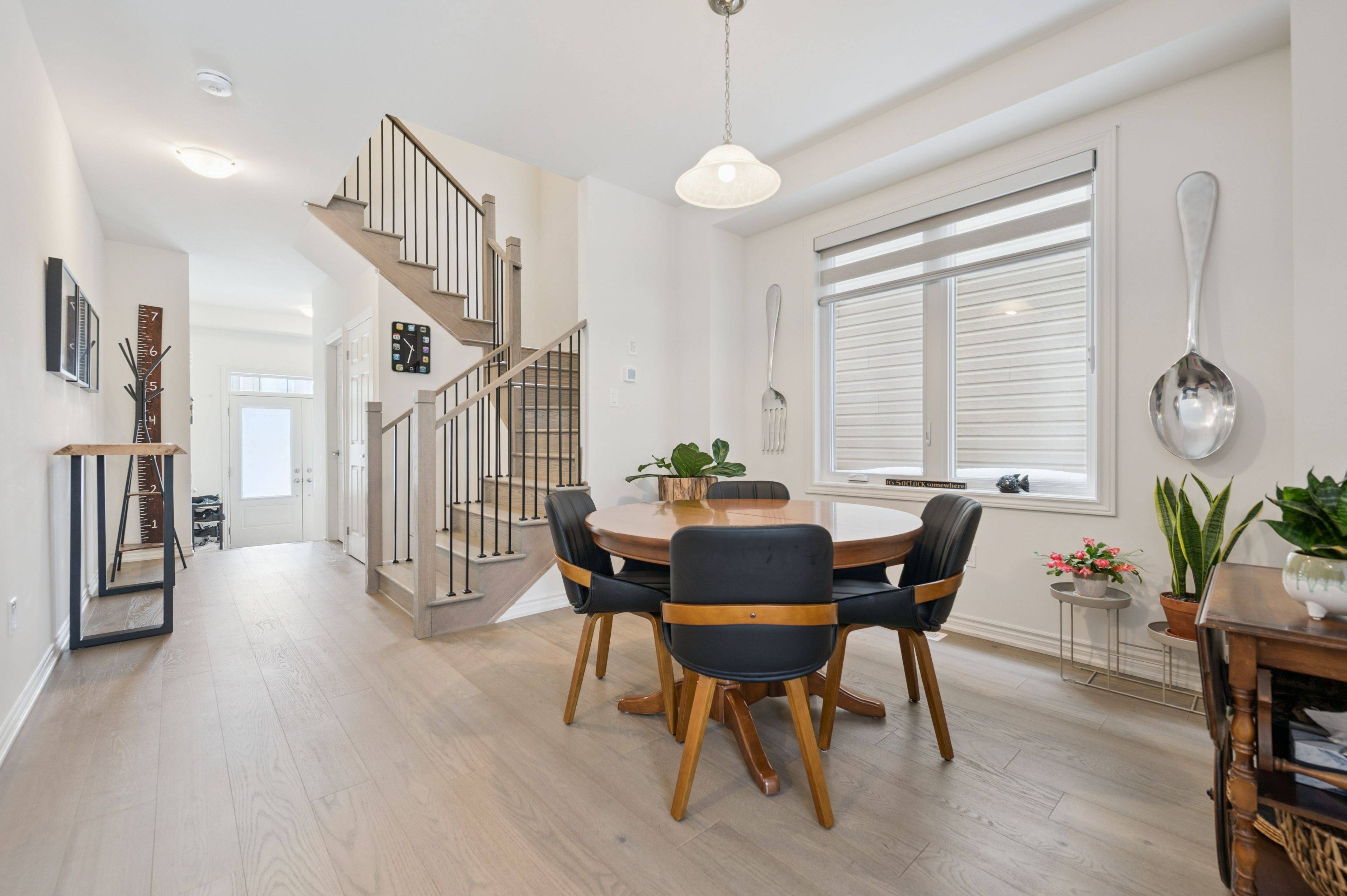 Centre Wellington, ON N1M 2W3,51 Harpin WAY W