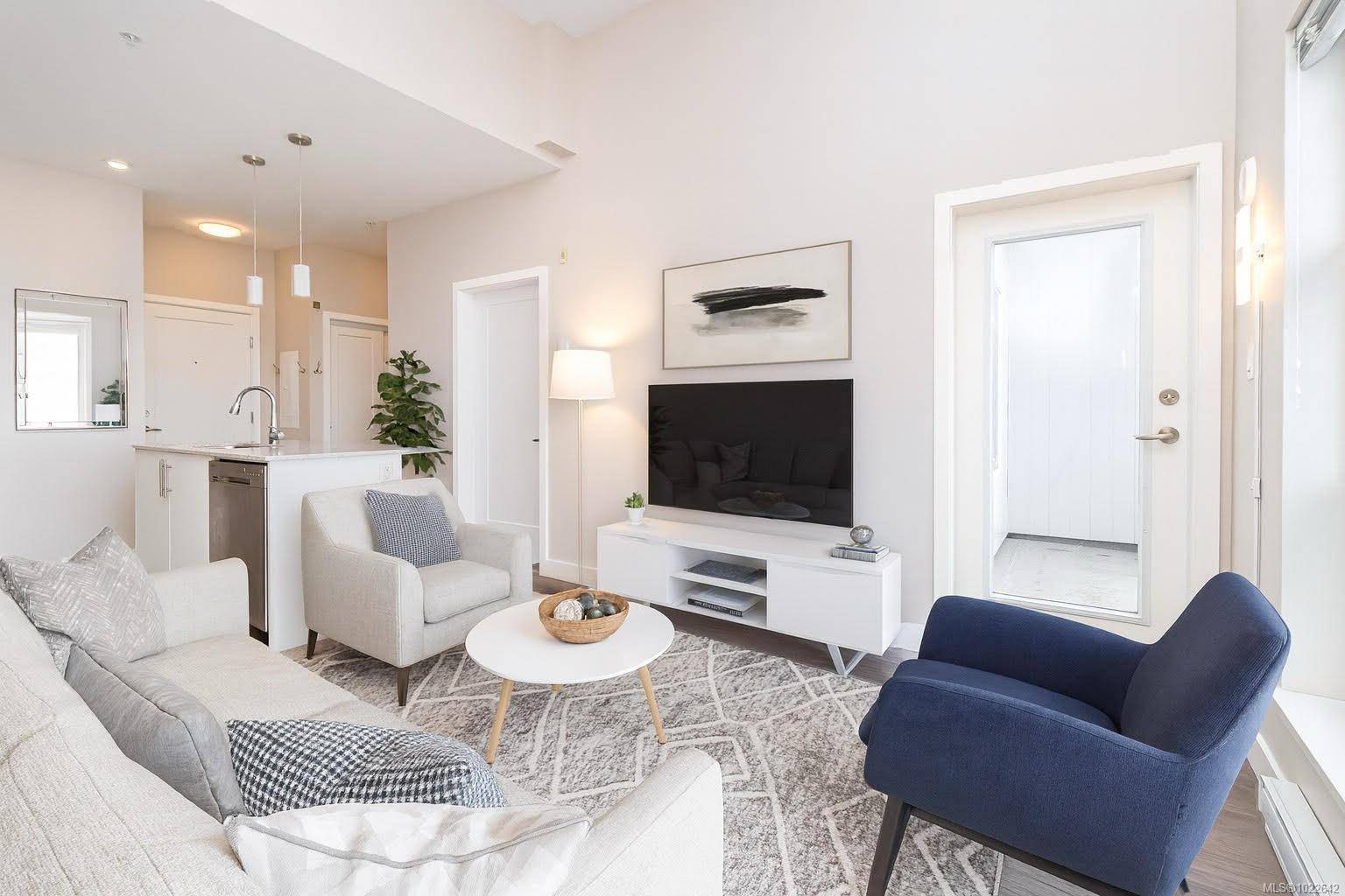 Saanich, BC V8X 0B1,1020 Inverness Rd #504