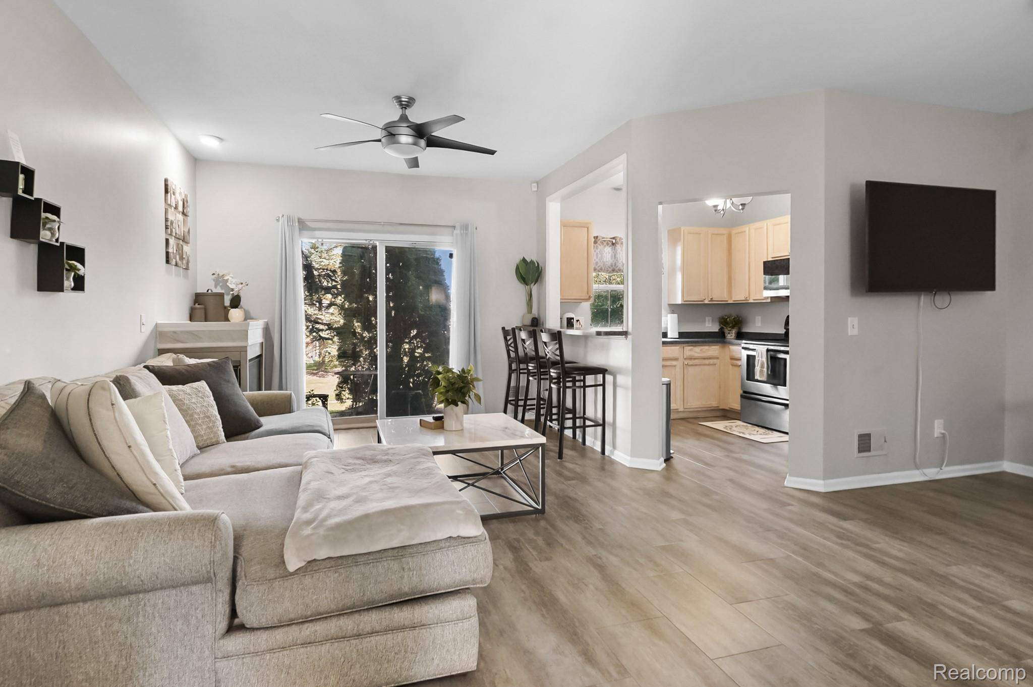 Shelby Twp, MI 48316,1985 Monarch DR #7