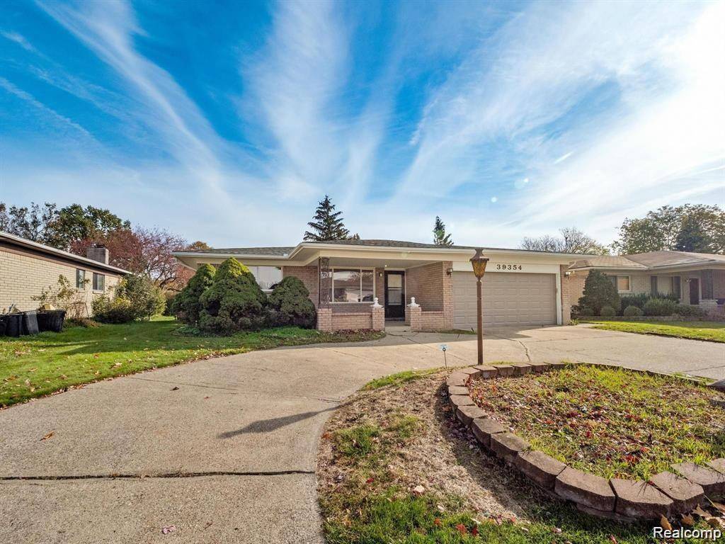 Sterling Heights, MI 48310,39354 QUINN DR