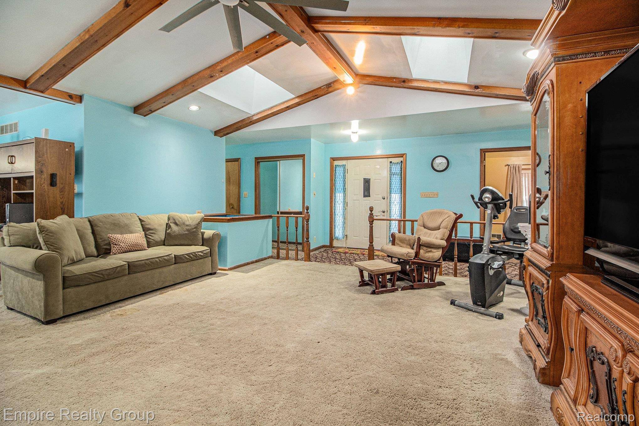 Dearborn, MI 48124,2551 Pardee AVE