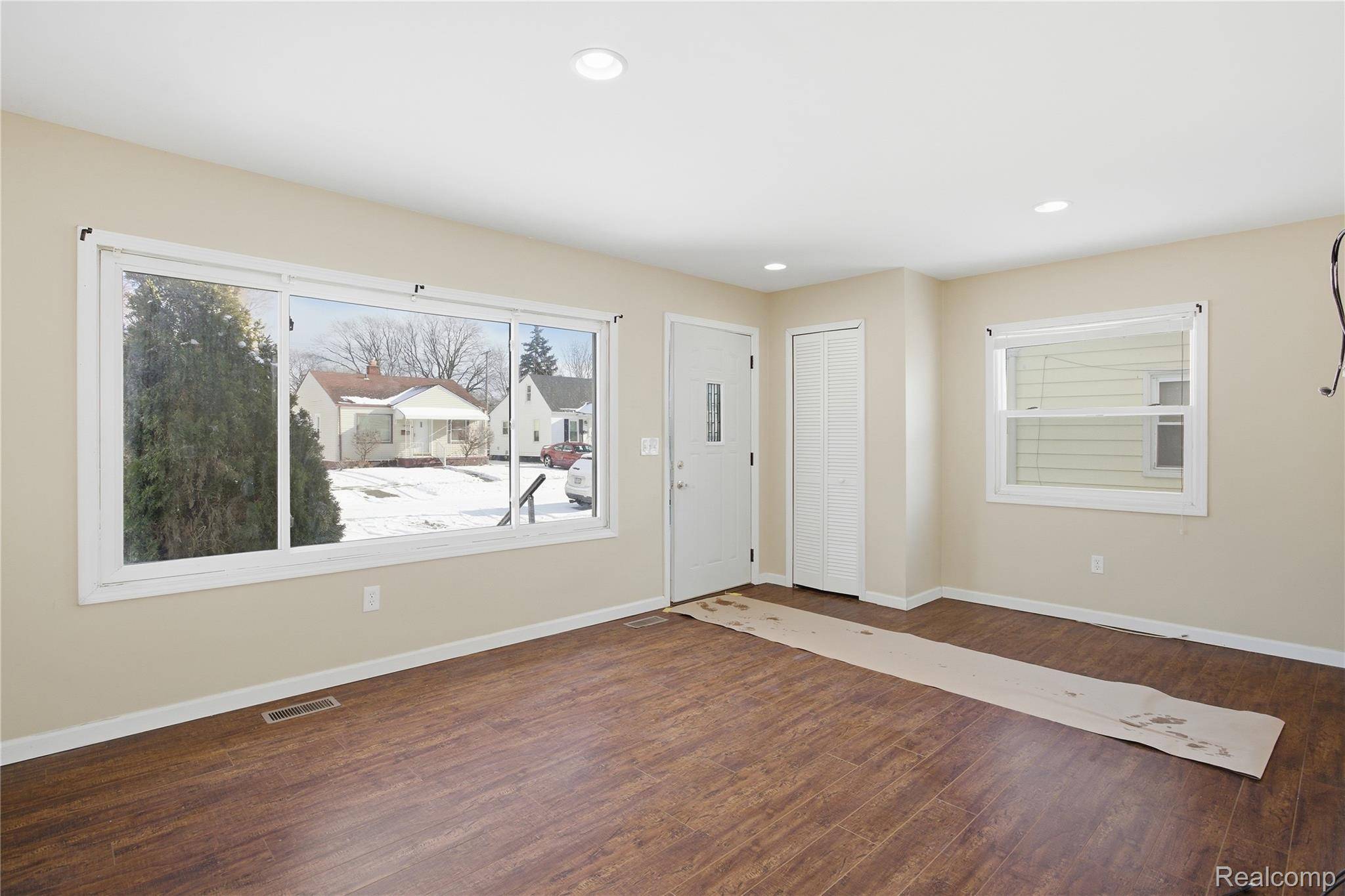 Roseville, MI 48066,26301 Clancy ST