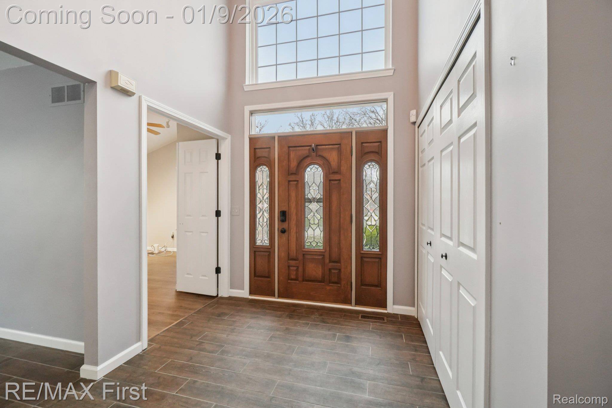 Rochester Hills, MI 48307,2715 Fox Woods LN