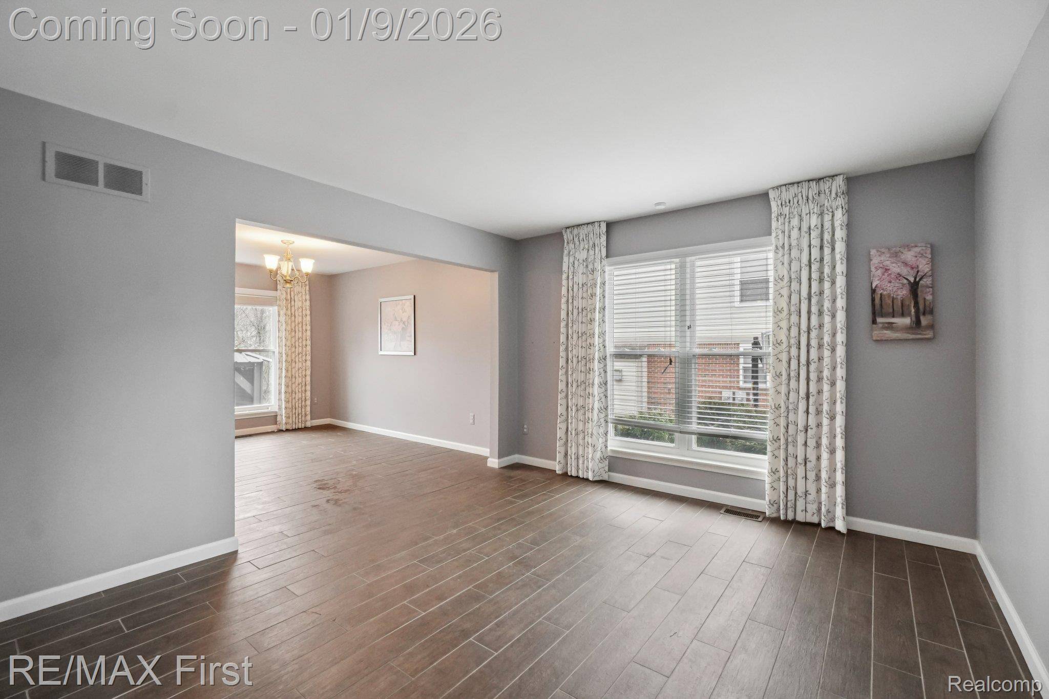 Rochester Hills, MI 48307,2715 Fox Woods LN