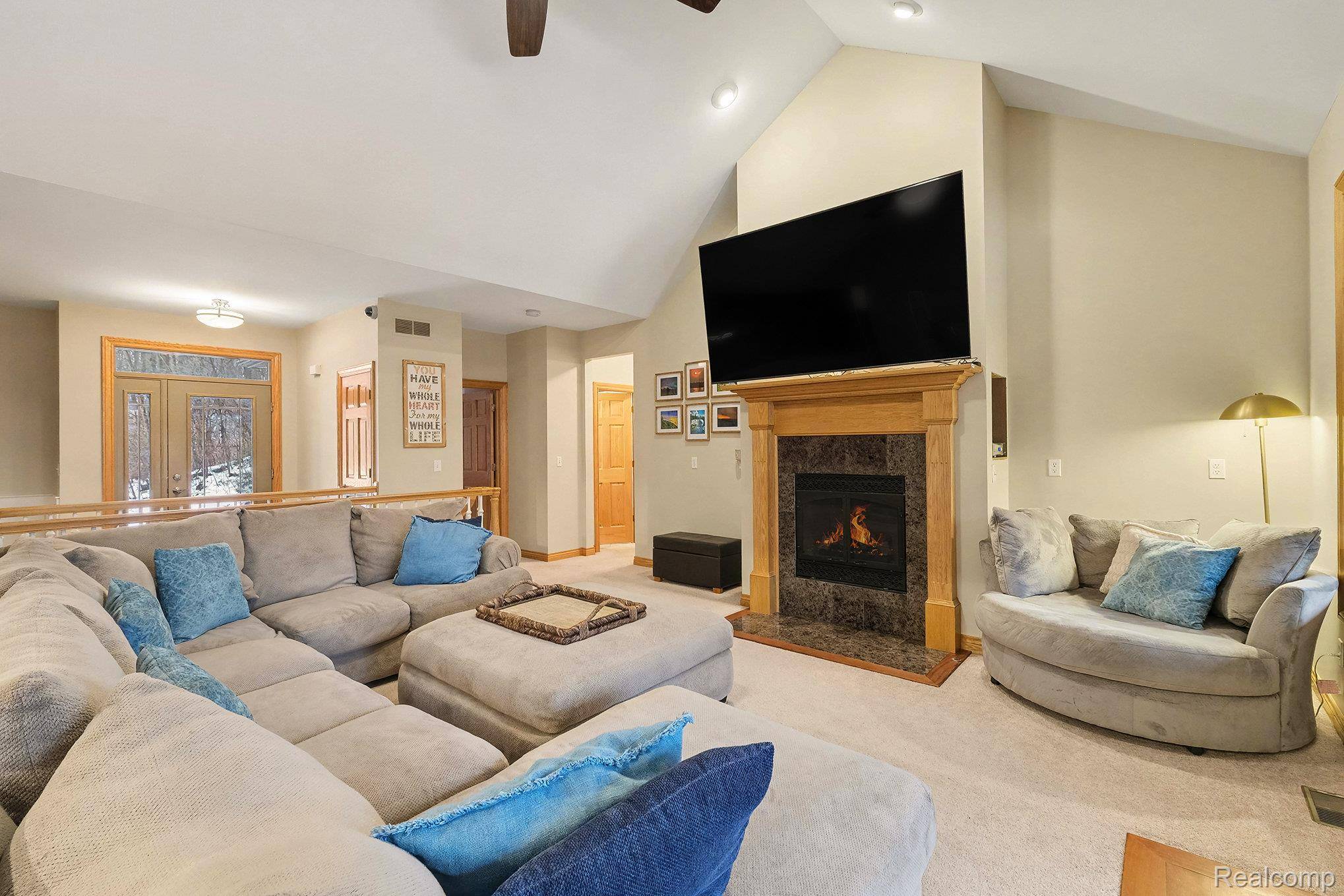 Fenton, MI 48430,10151 Walnut Shores DR