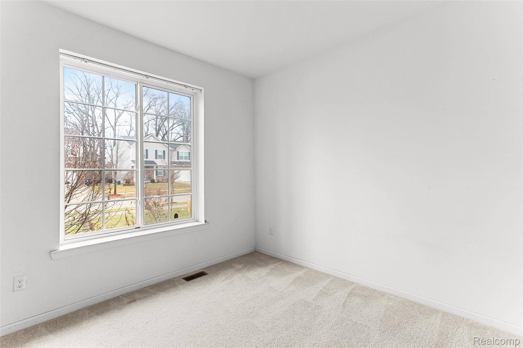 Westland, MI 48185,33555 Birchlawn