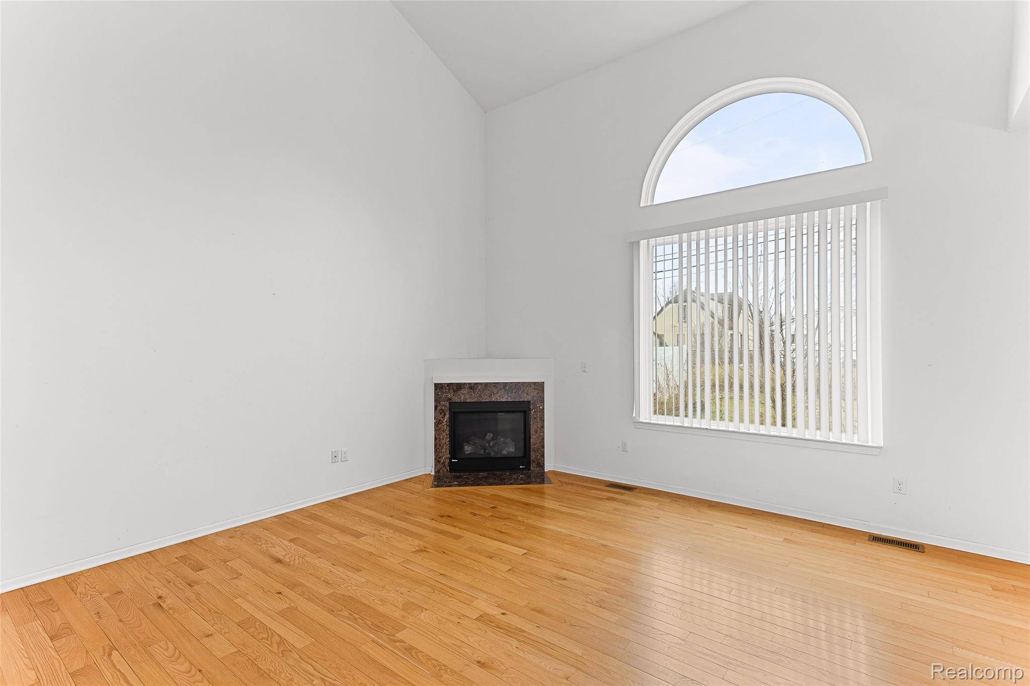 Westland, MI 48185,33555 Birchlawn