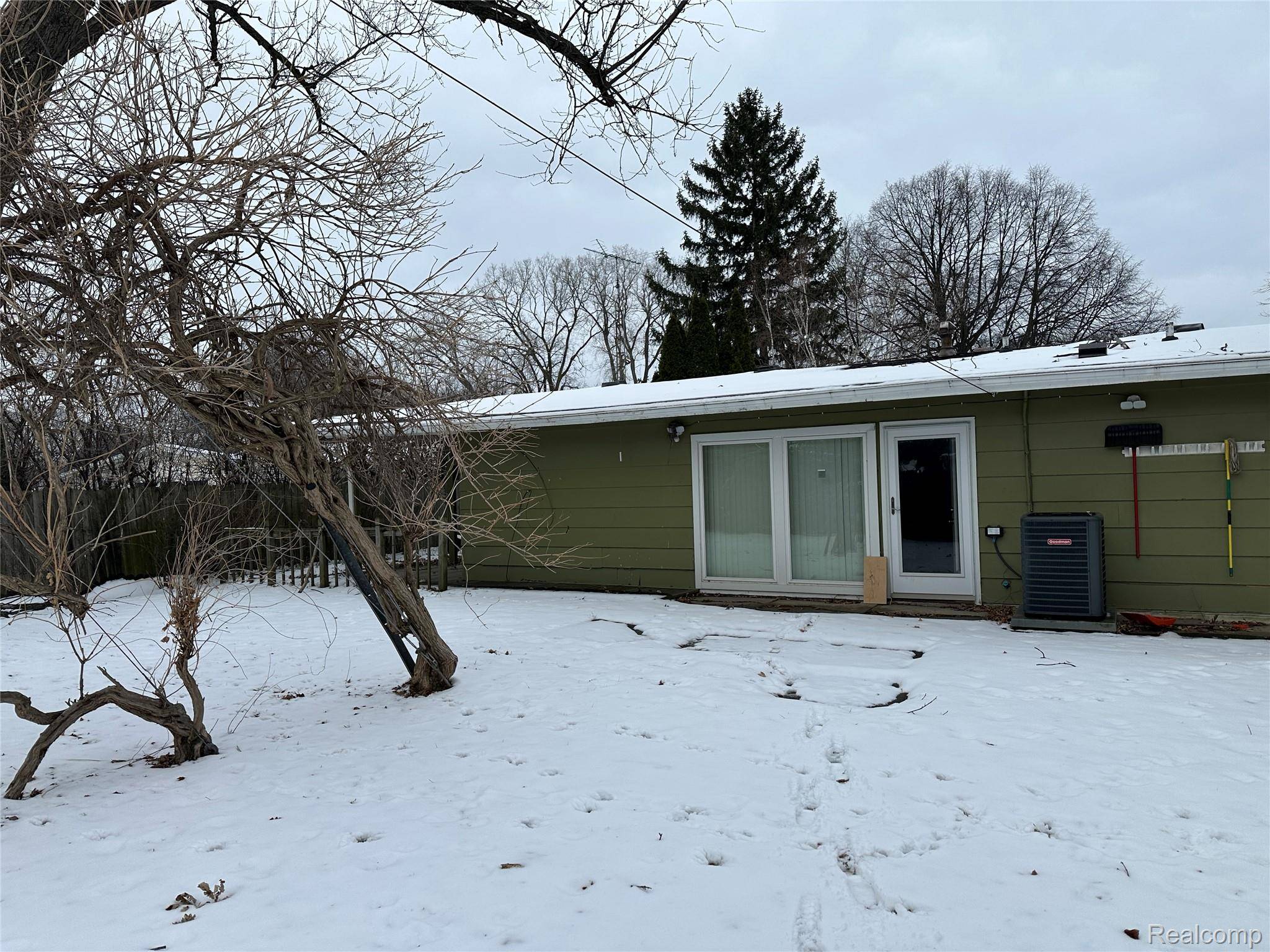 Flint, MI 48507,1902 Windsor LN