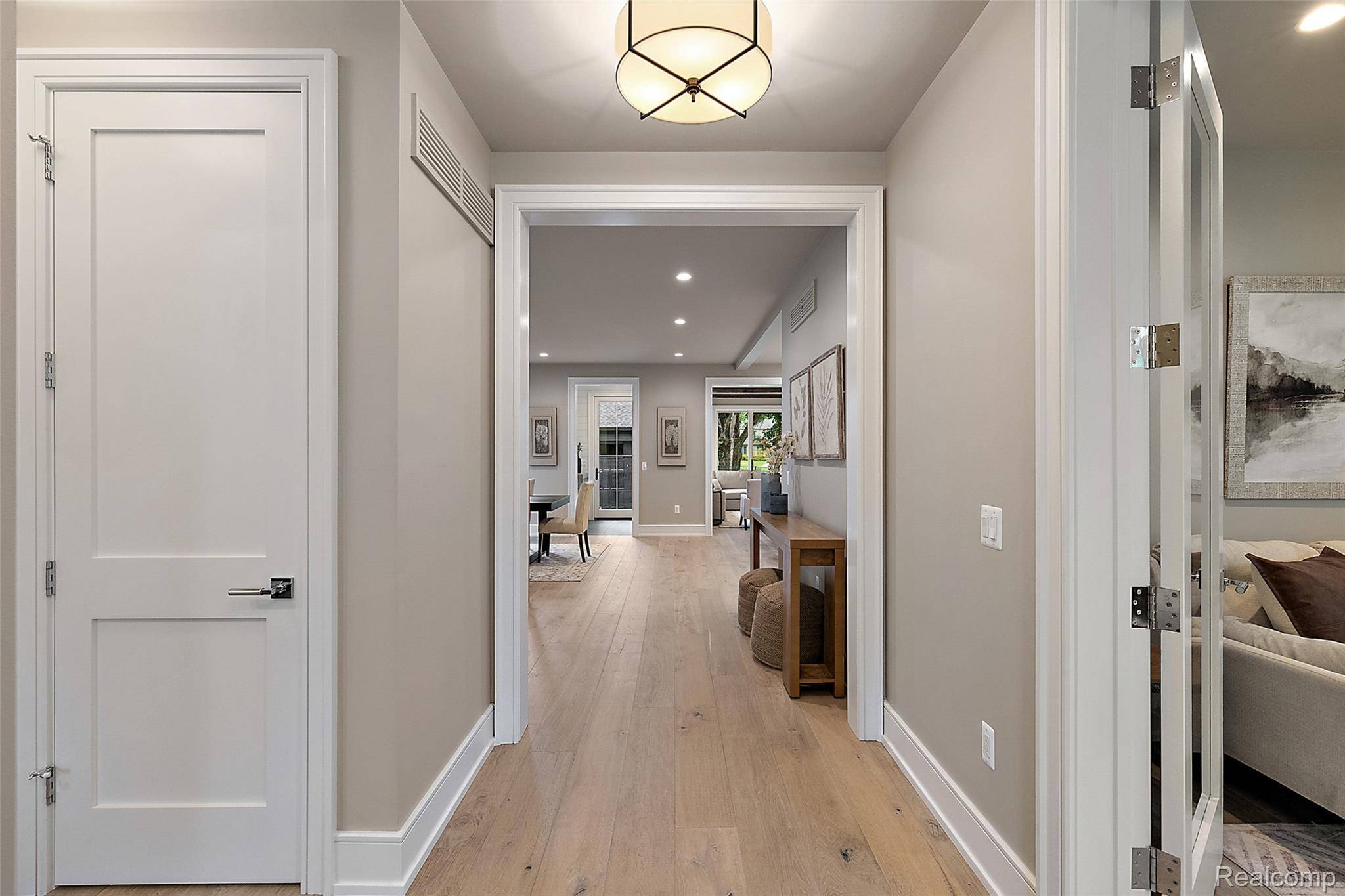 Birmingham, MI 48009,345 Kimberly ST