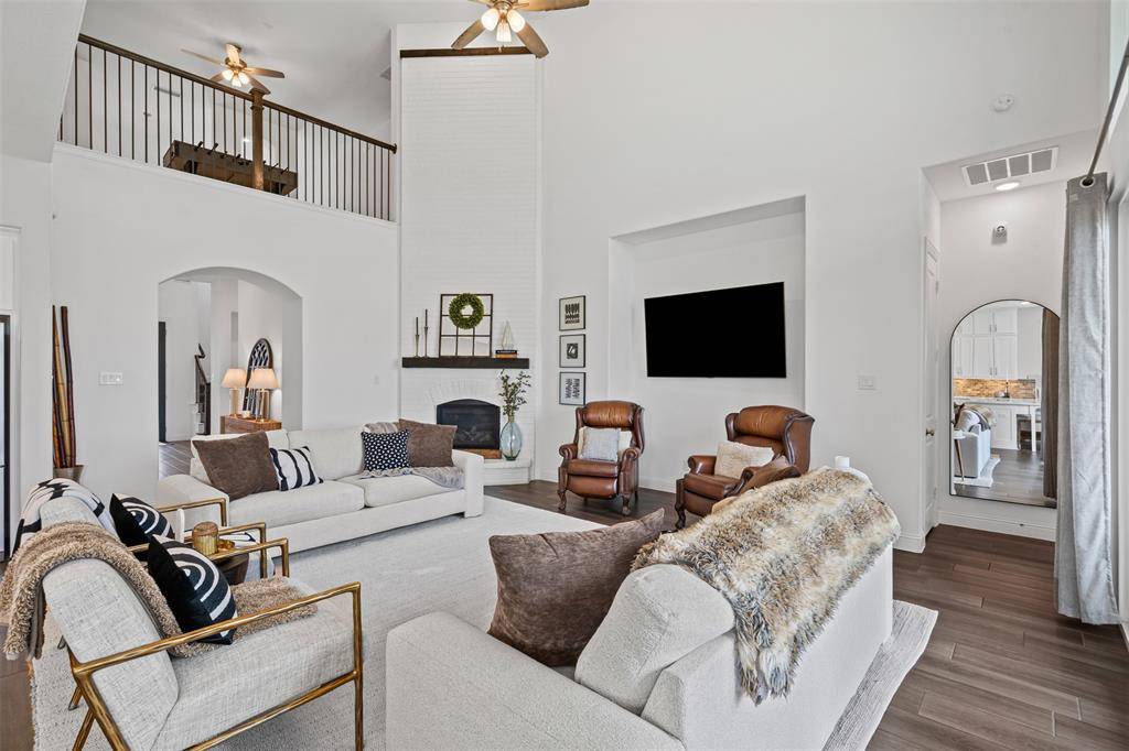 Fort Worth, TX 76008,1720 Rolling Heights Lane