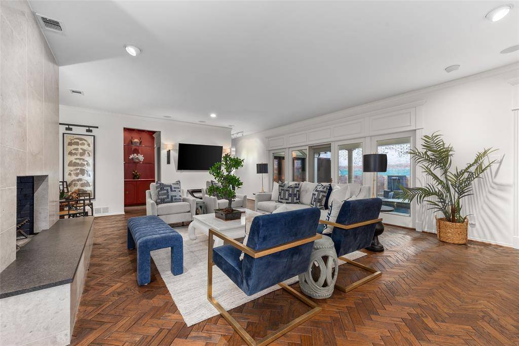 Fort Worth, TX 76107,4805 Harley Avenue