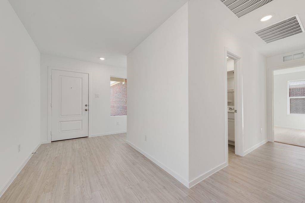 Pilot Point, TX 76258,14241 Bechler Street