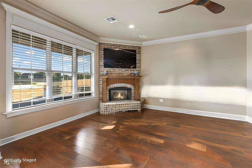 Benton, LA 71006,307 Newport Lane