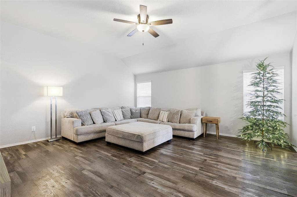 Fort Worth, TX 76140,10329 Kingspoint Boulevard