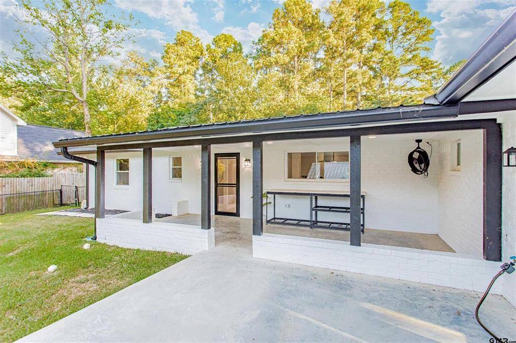 Lindale, TX 75771,613 Northgate Drive