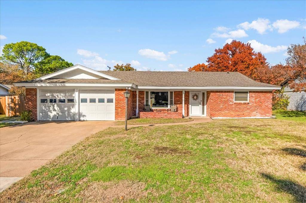 Hurst, TX 76054,1913 Yucca Trail