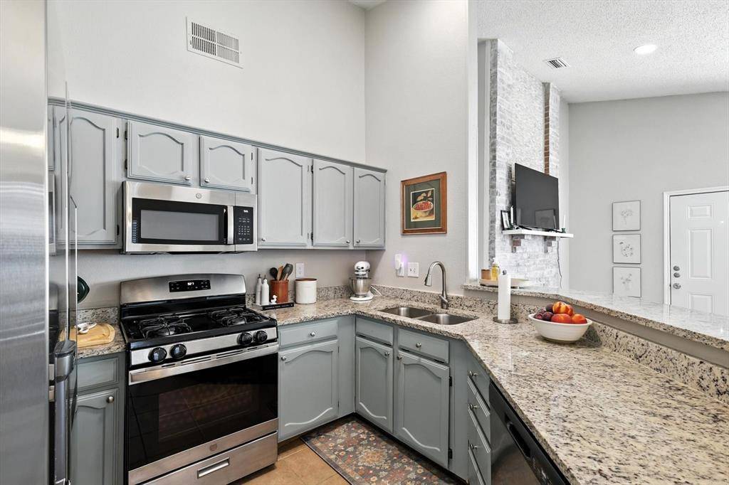 Grand Prairie, TX 75052,4126 Tarpon Lane