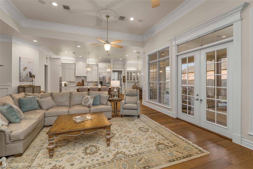 Bossier City, LA 71111,200 Evangeline Walk