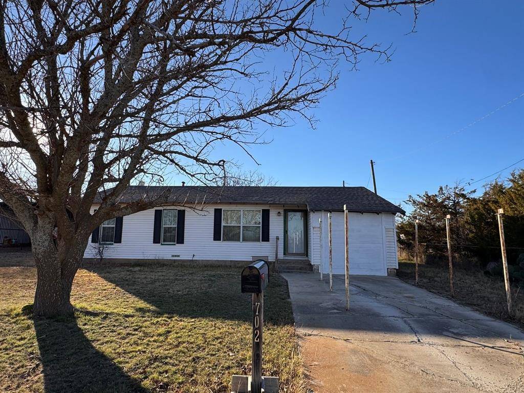 Lawn, TX 79530,702 4th Street