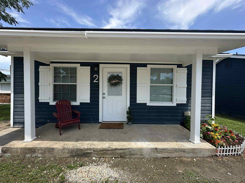 West Tawakoni, TX 75474,1901 E State Highway 276 #2