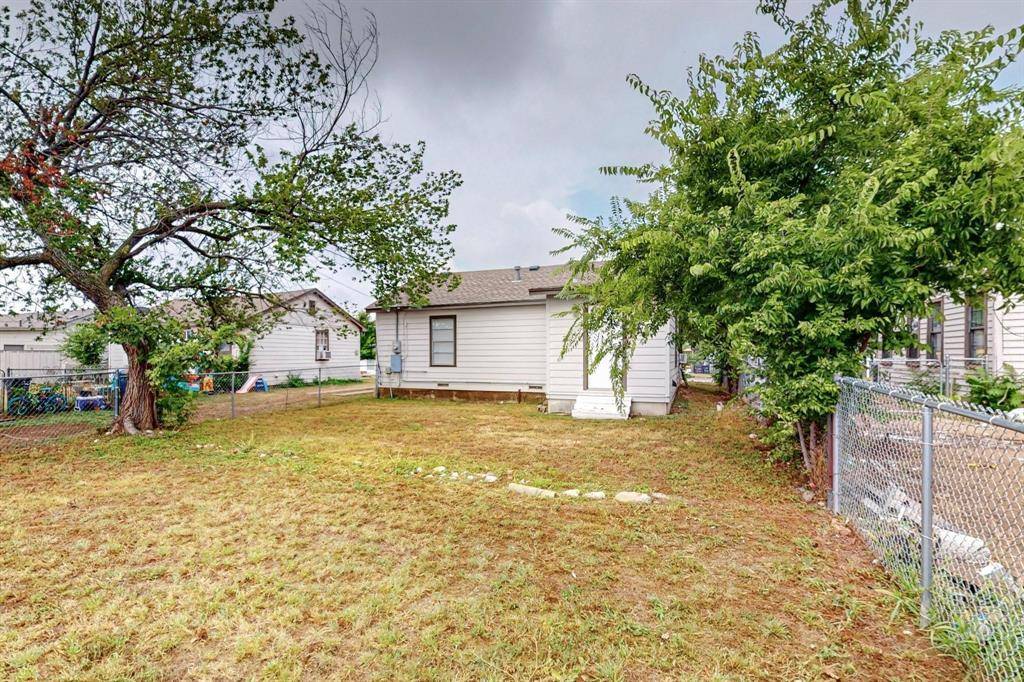 Fort Worth, TX 76115,4305 Frazier Avenue