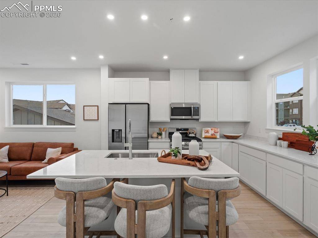 Colorado Springs, CO 80907,3354 Bivy PT