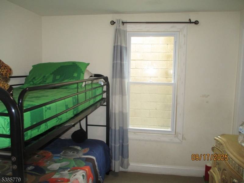 Newark City, NJ 07105,7 Kossuth St