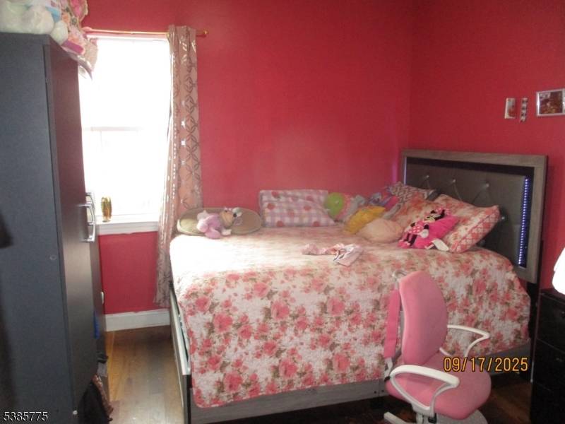 Newark City, NJ 07105,63 Warwick St