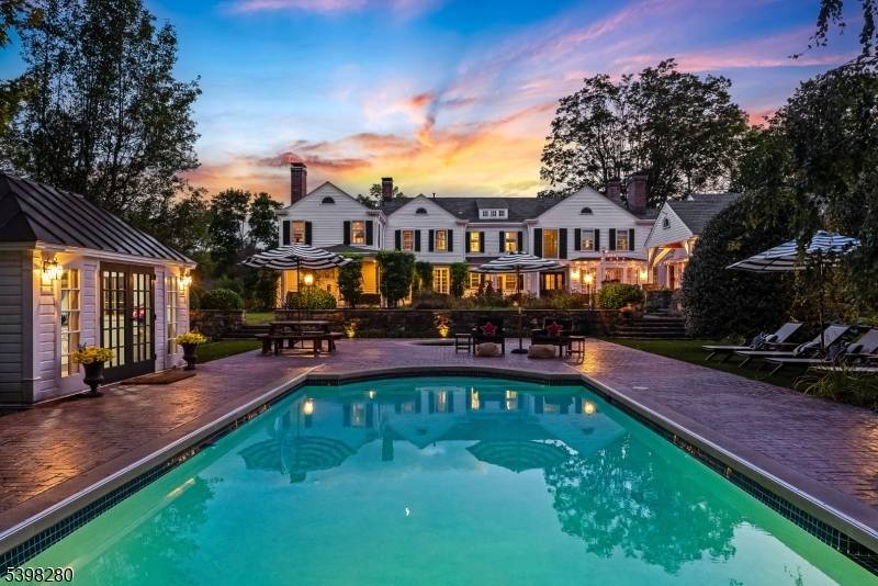 Mendham Boro, NJ 07945,22 Talmage Rd