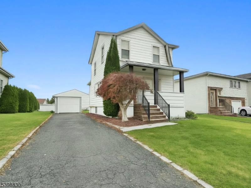 Kenilworth Boro, NJ 07033,723 Kingston Ave