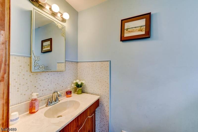 Raritan Boro, NJ 08869,113 Berwick St