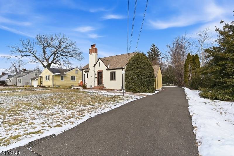 Bound Brook Boro, NJ 08805,265 Metape Cir