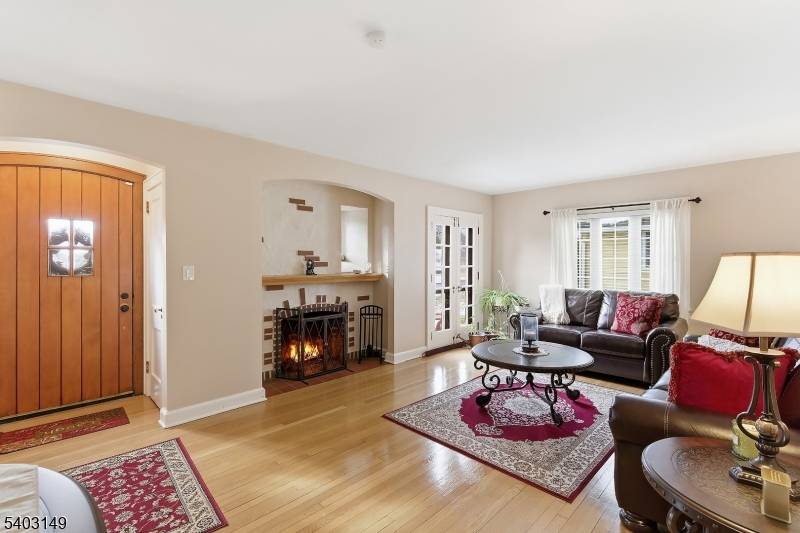 Bound Brook Boro, NJ 08805,265 Metape Cir