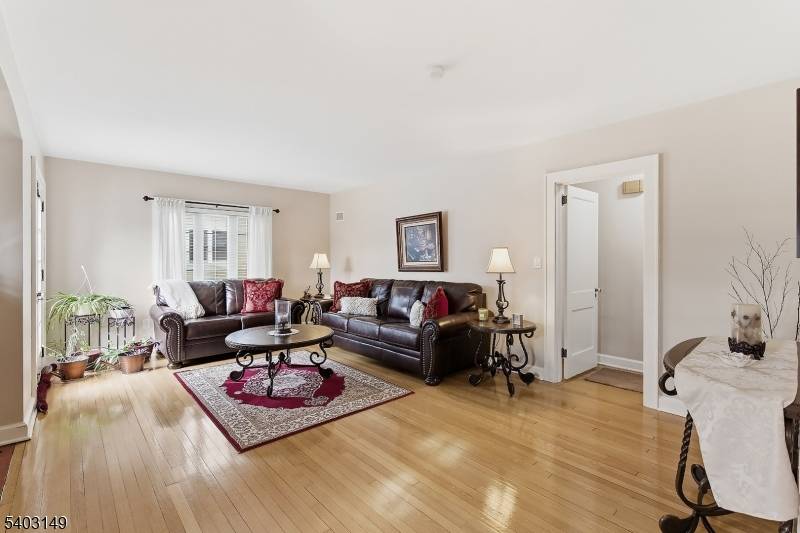 Bound Brook Boro, NJ 08805,265 Metape Cir